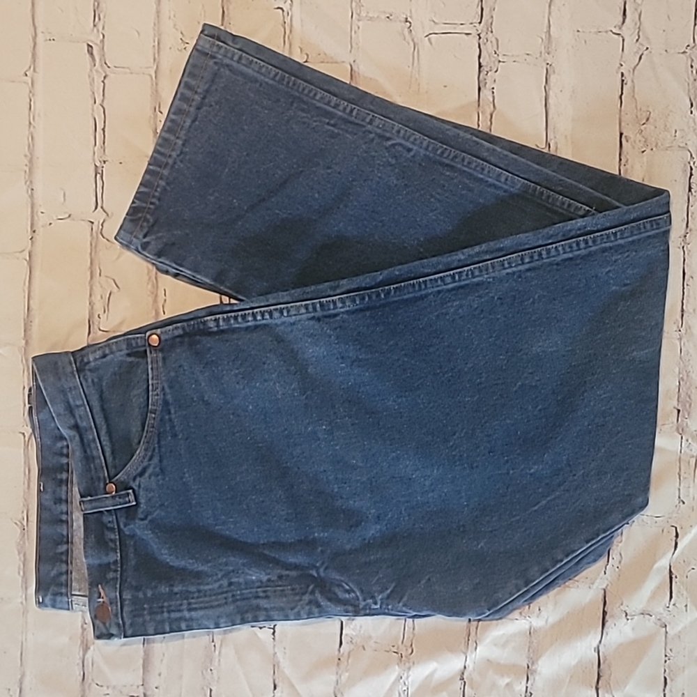 Wrangler Straight Leg Jeans